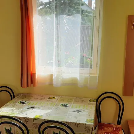 Apartmán Apartmanhaz Balatonfenyves