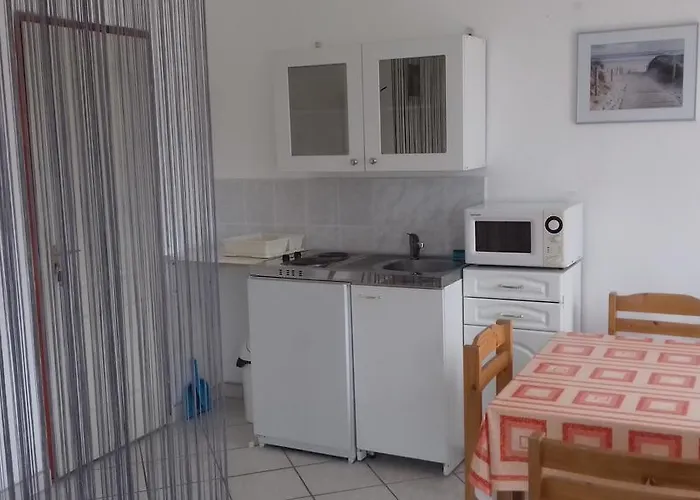 דירה Apartmanhaz